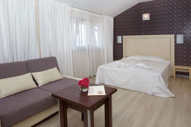Отель Relax Holiday Complex & Spa Солнечный Берег-33